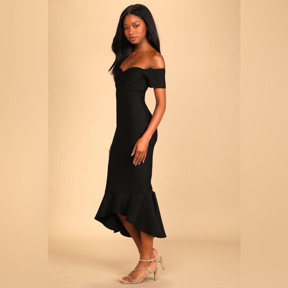 Lulu's Black Off-Shoulder Midi Dress - Picture 2 of 6